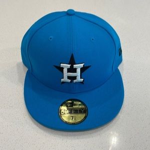 Houston Astros Fitted Cap. New, never worn. Size: 7 1/4. Color: Teal